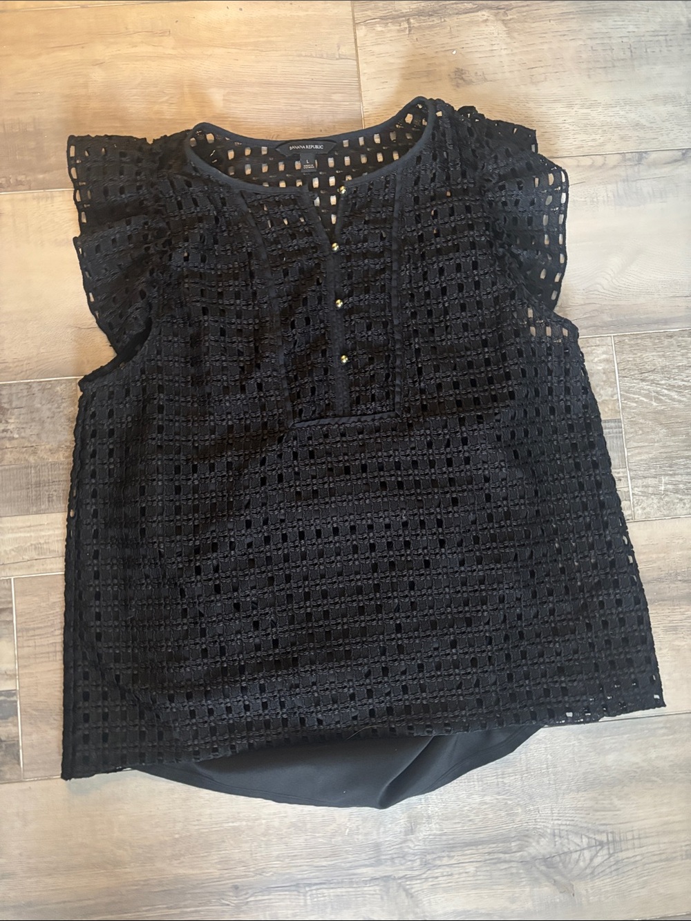 Black Eyelet Lace Sleeveless Blouse - Banana Republic